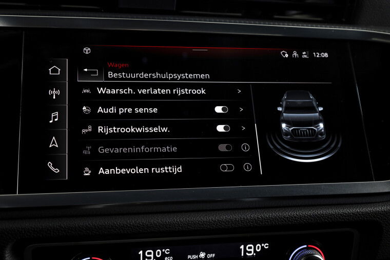 Audi - Q3