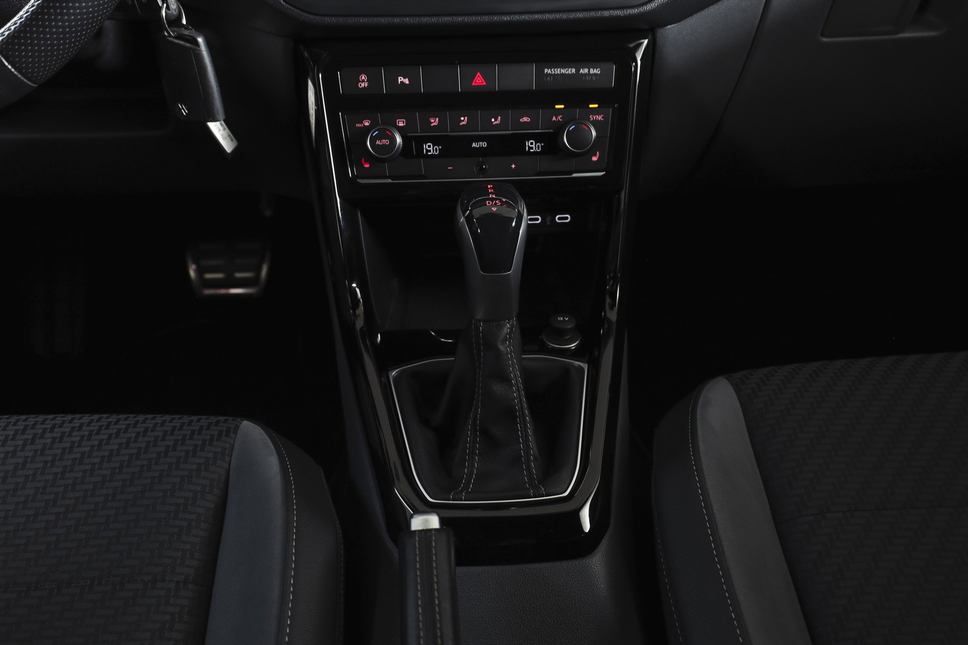 Volkswagen - T-Cross