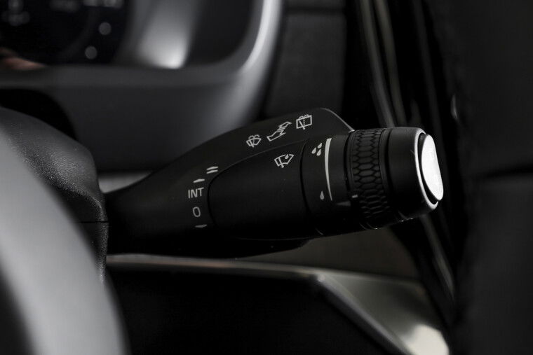 Volvo - XC90