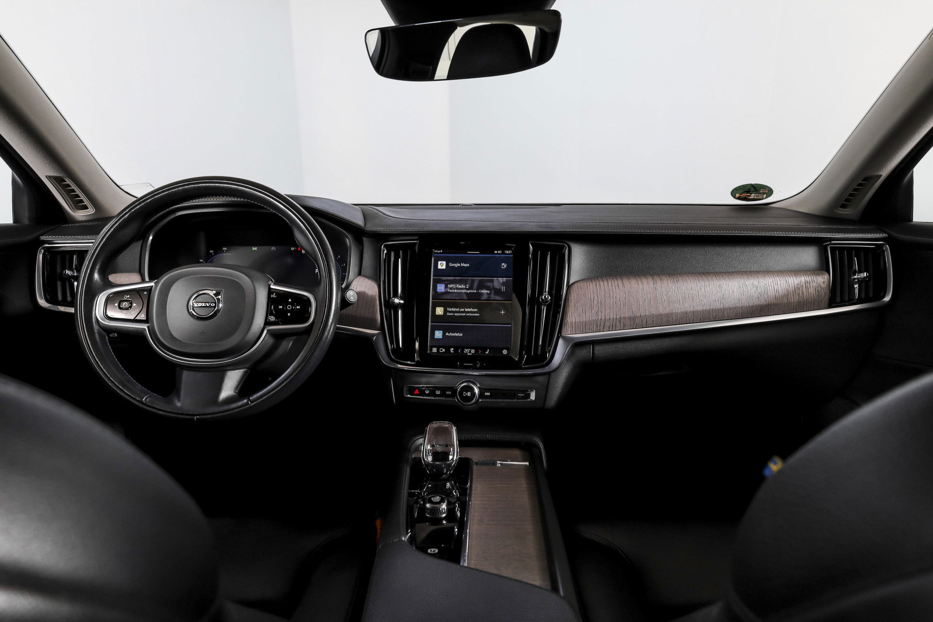 Volvo - V90