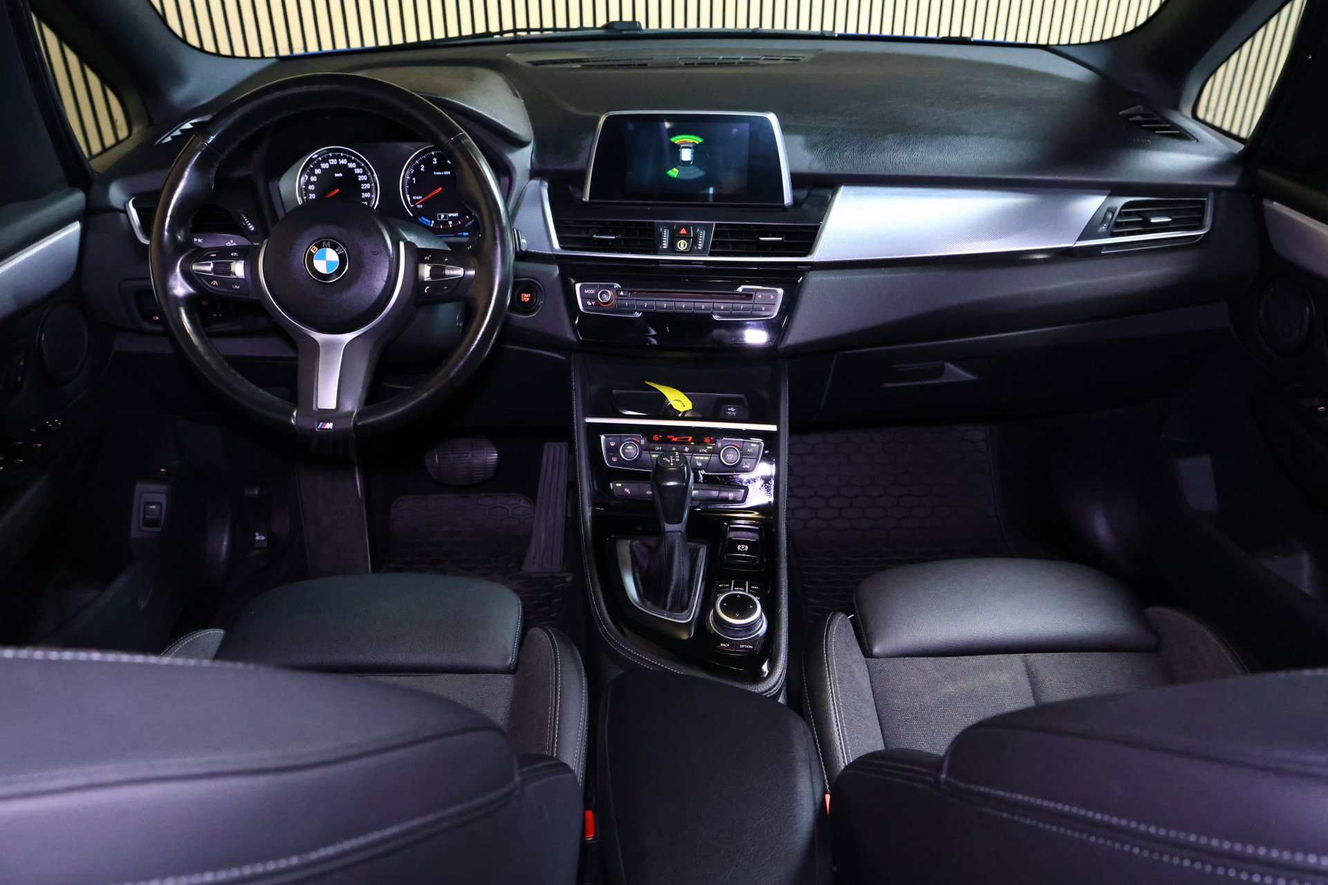 BMW Active Tourer 225xe M SPORT iPerform PLUGIN AUTOM PANO NAVI "20 - foto 2