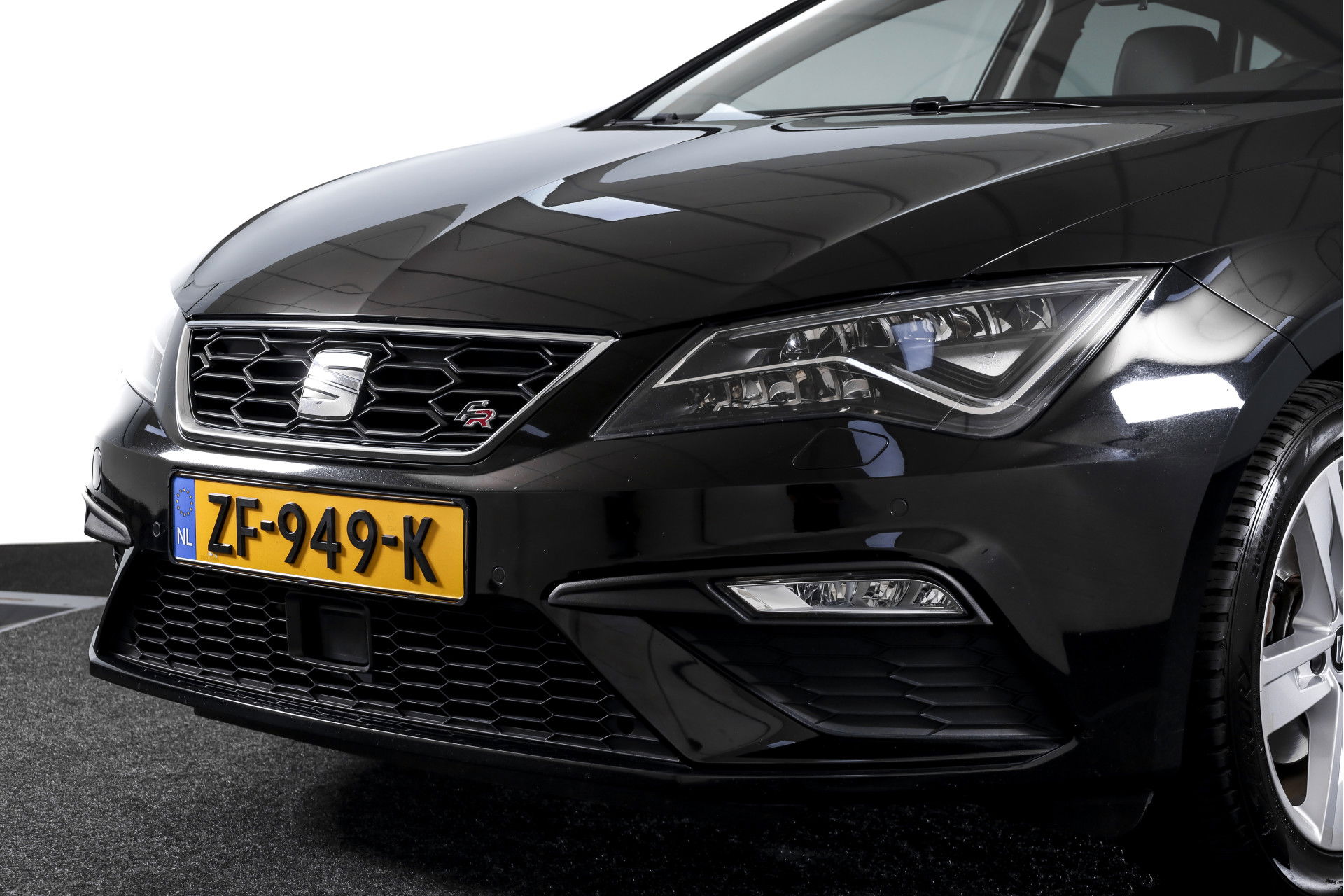 SEAT - Leon