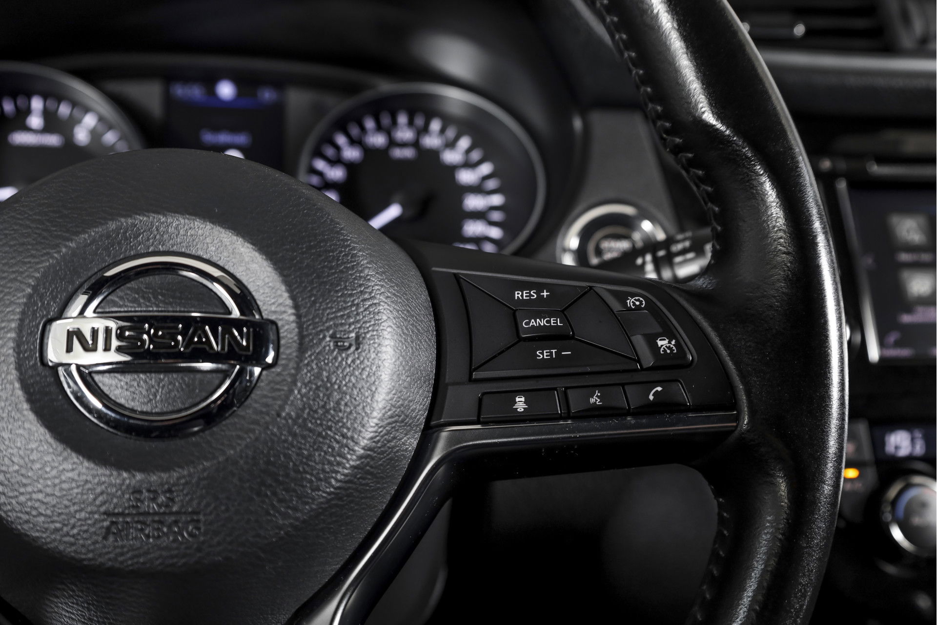 Nissan - QASHQAI