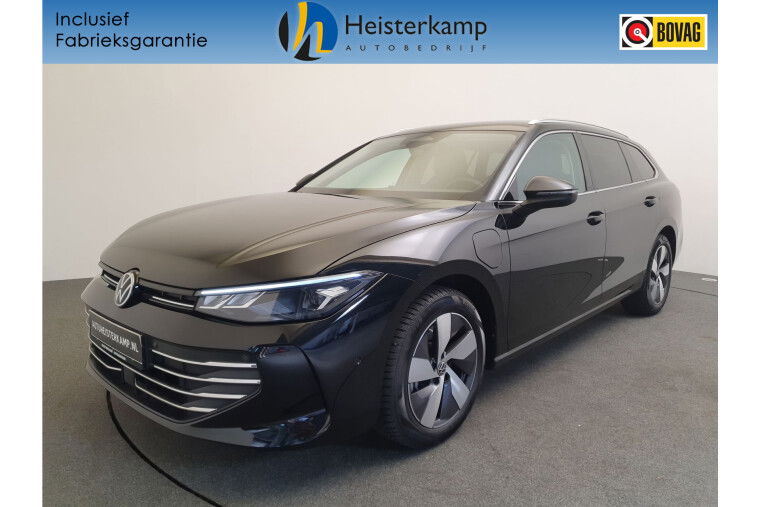 Volkswagen Passat Variant 1.5 eHybrid 204pk DSG/AUT Business Wegklapbare trekhaak, Camera, ACC