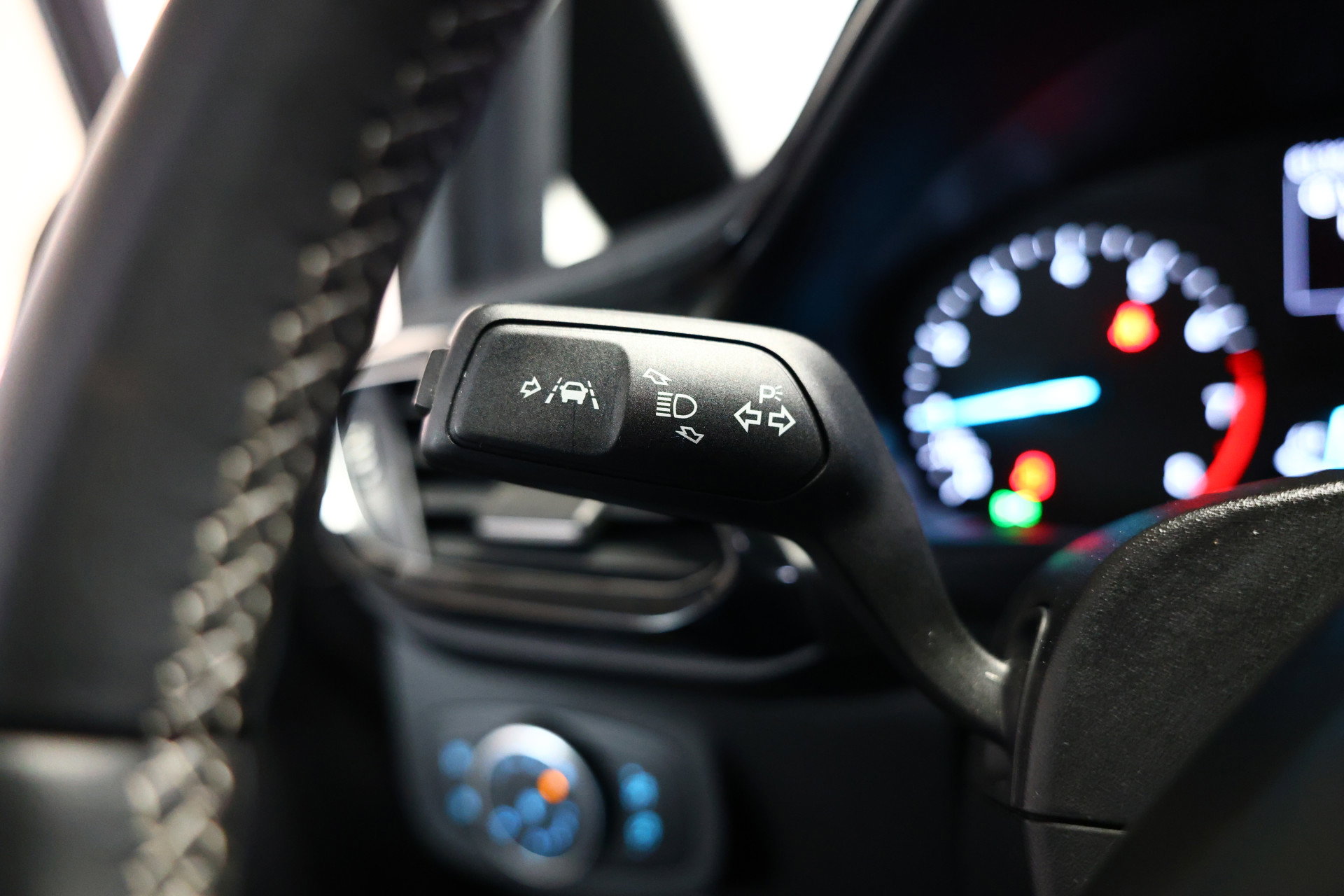 Ford 1.0 EcoBoost Titanium B&O NAVI CLIMA CARPLAY PDC StoelVW PDC PARKass. '18 - foto 17