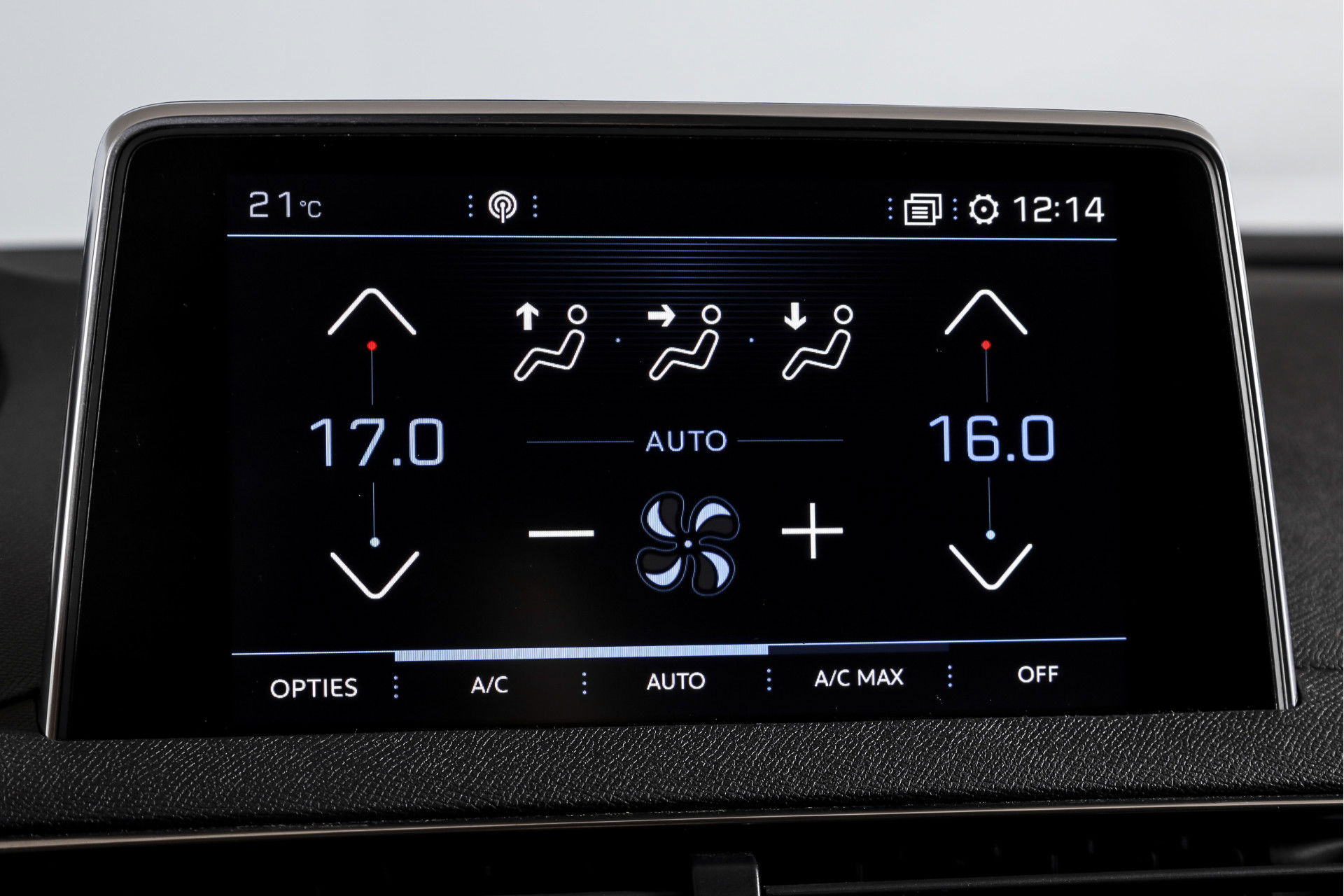 Peugeot - 3008