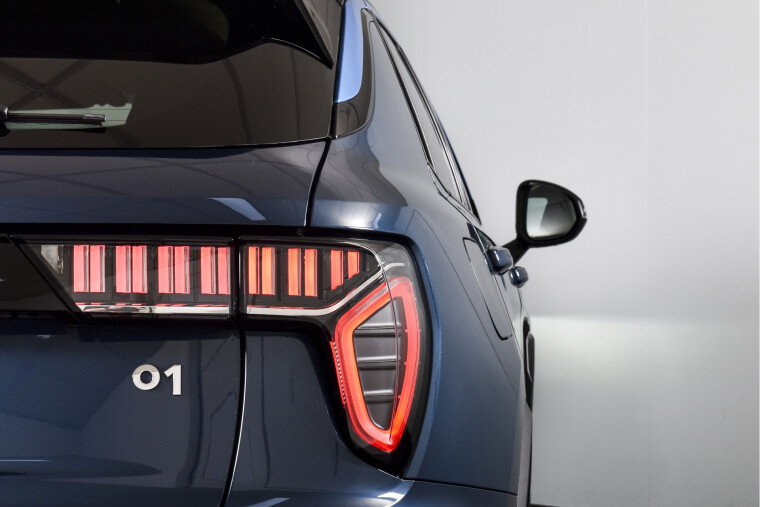 Lynk & Co - 01