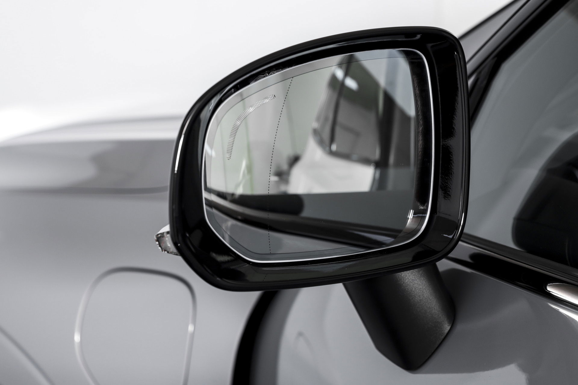 Volvo - XC60