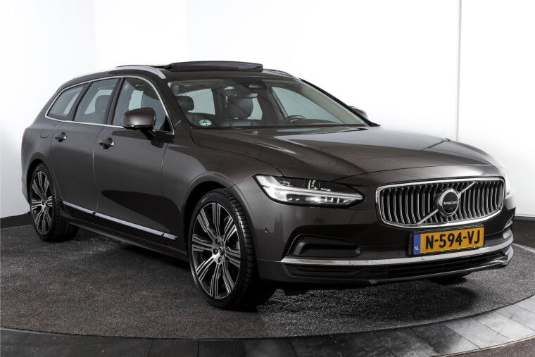 Volvo - V90