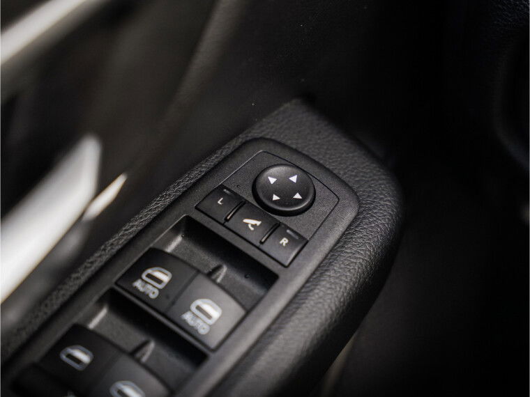 Buitenspiegels elektrisch verstelbaar