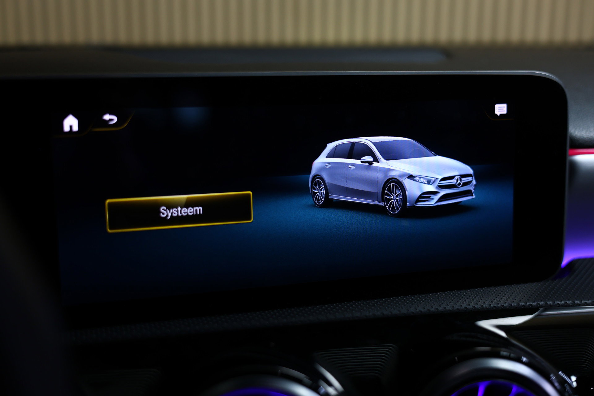 Mercedes-Benz AMG 35 4MATIC PANO NAVI CAMERA VIRTUAL CRUISE CLIMA SFEER STOELVW BT '19 - foto 44