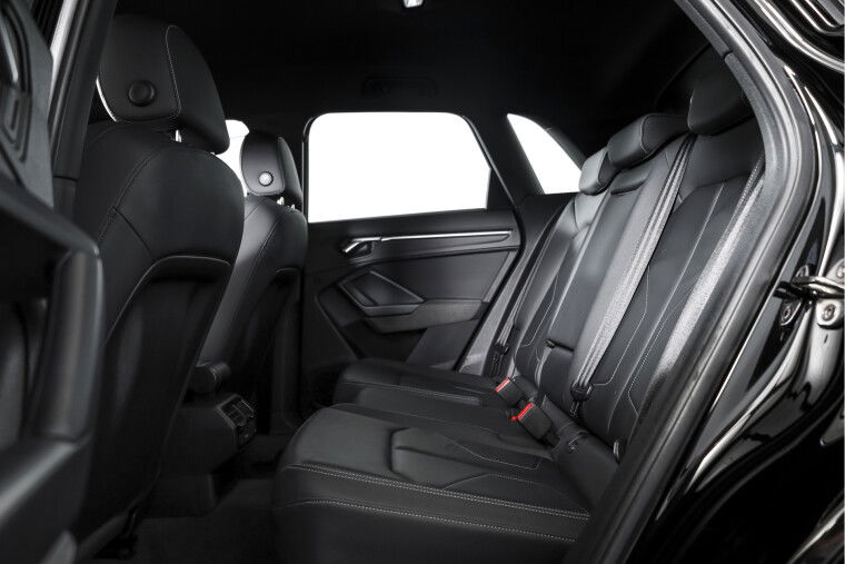 Audi - Q3