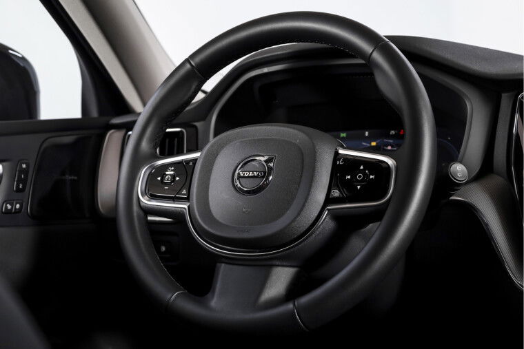 Volvo - XC60