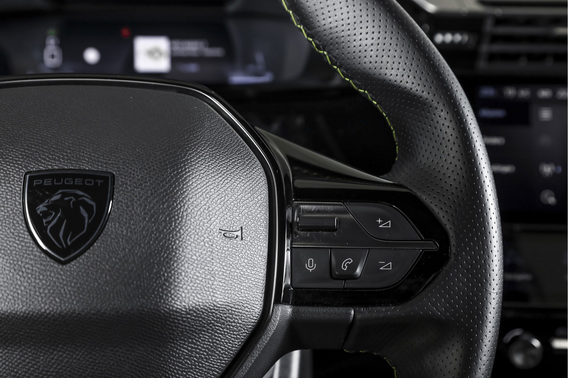 Peugeot - 308