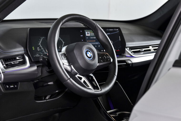 BMW - X1