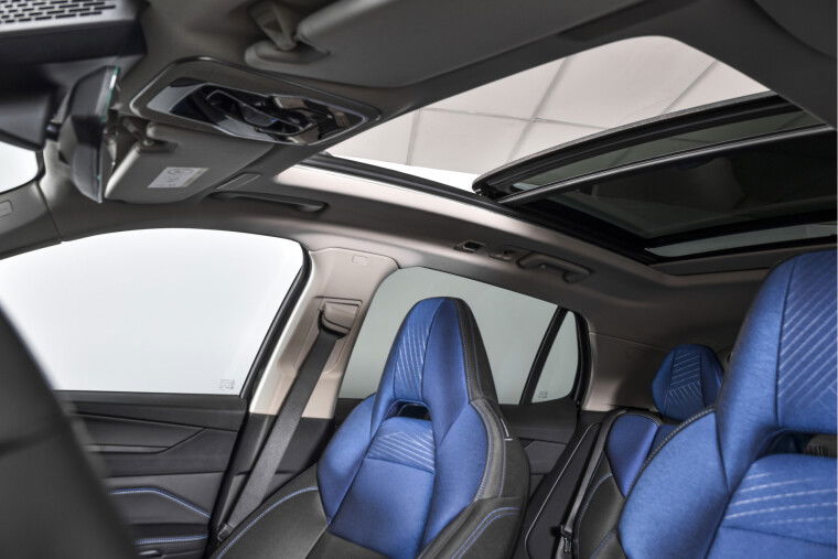 Lynk & Co - 01