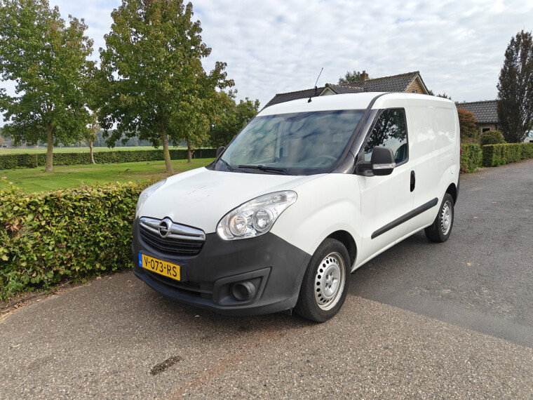 Foto van Opel Combo 1.3 CDTi L1H1 Edition