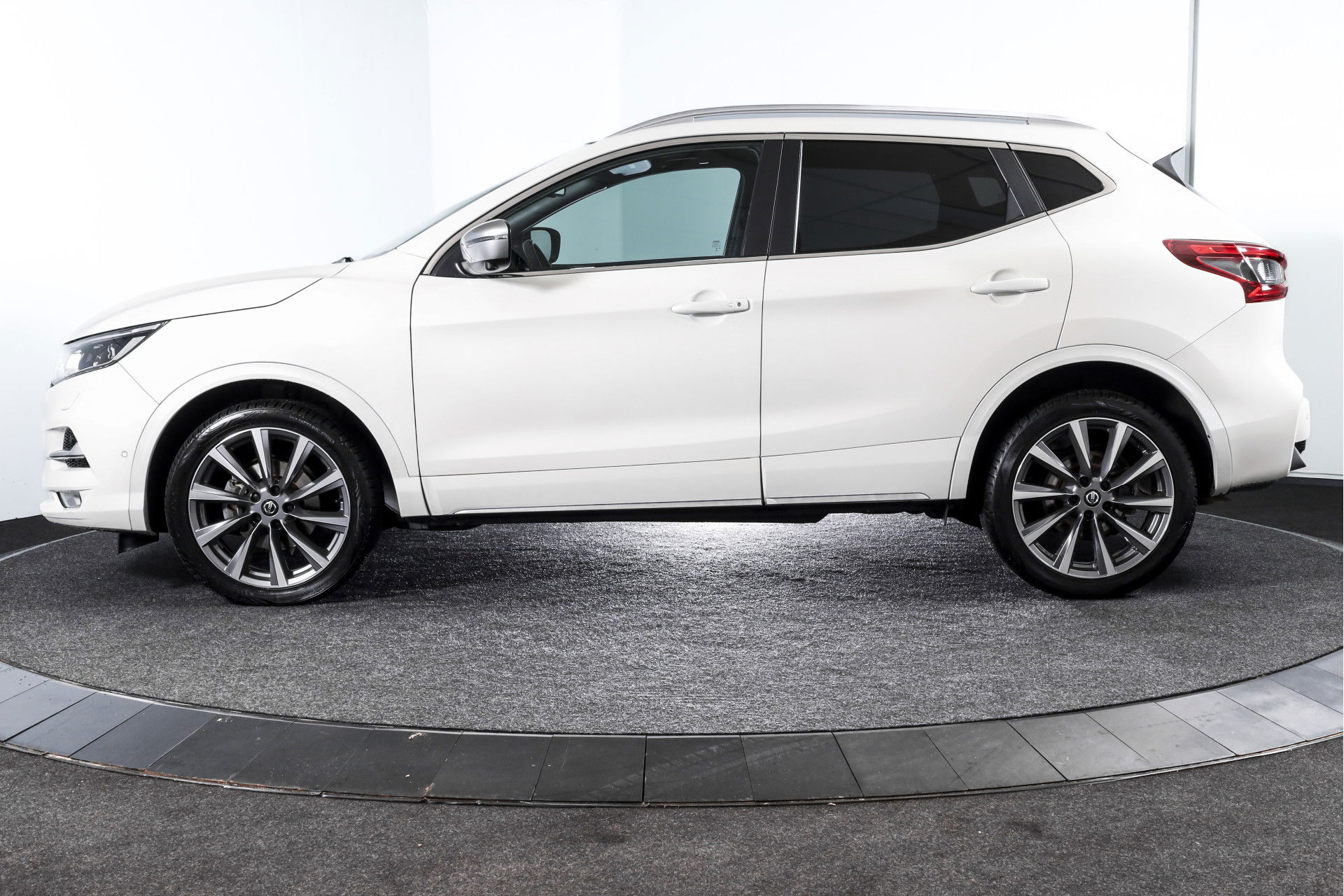 Nissan - QASHQAI