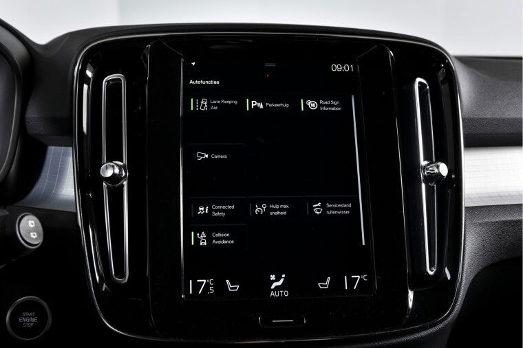 Volvo - XC40
