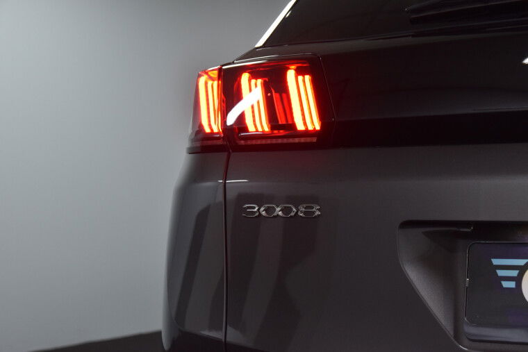 Peugeot - 3008