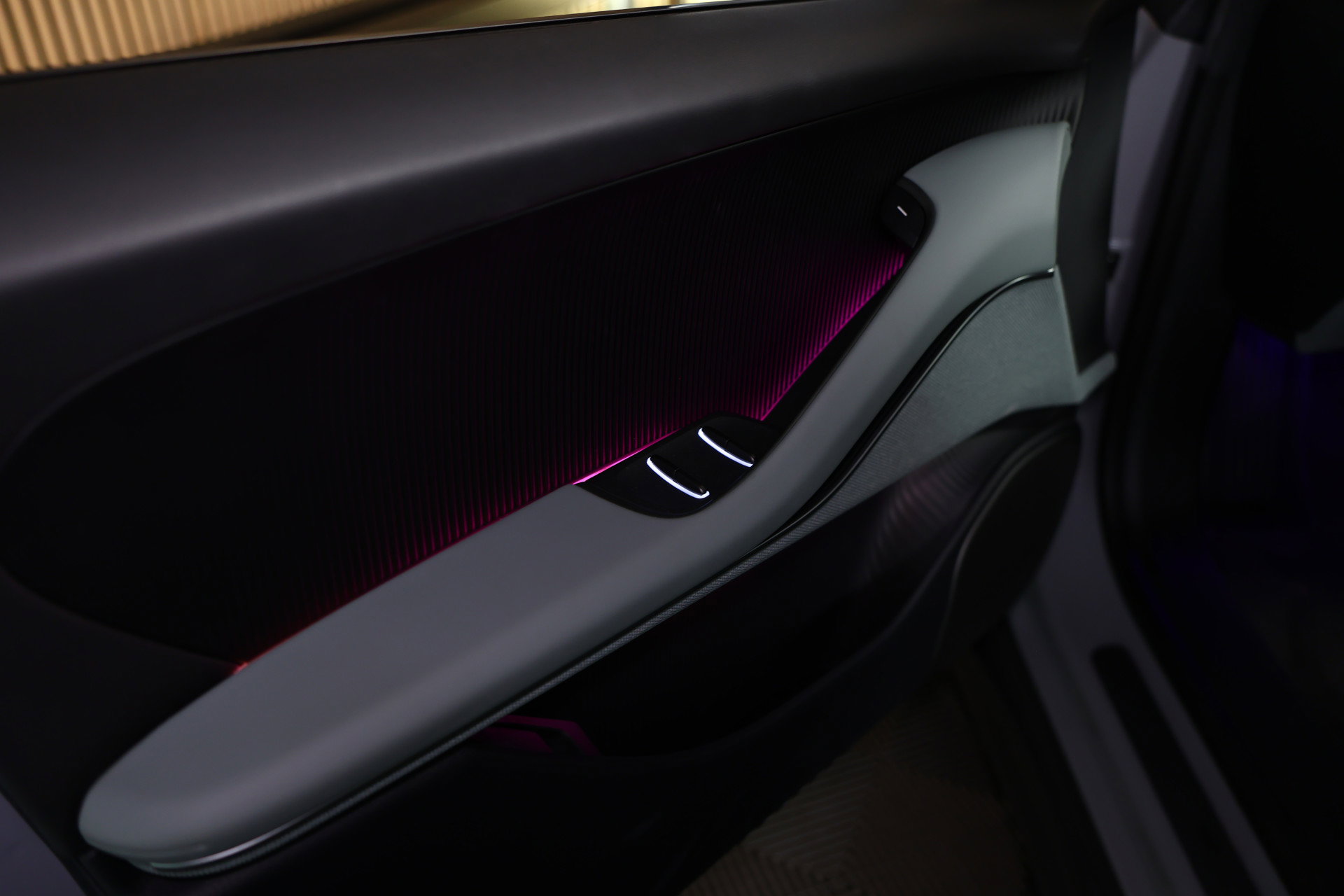 NIO 75 kWh VIRTUAL NAVI AMBIENT ELEK.STOEL 360 CAM NOMI THAAK '24 - foto 12