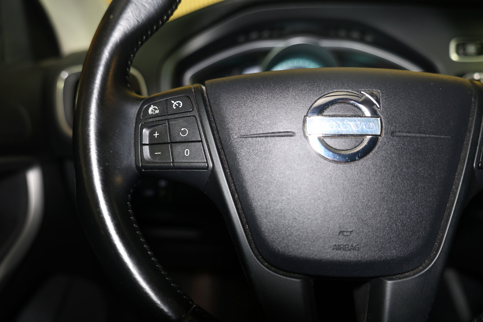 Volvo 1.6 D2 Momentum V40 !cruise Airco PDC '12 - foto 13