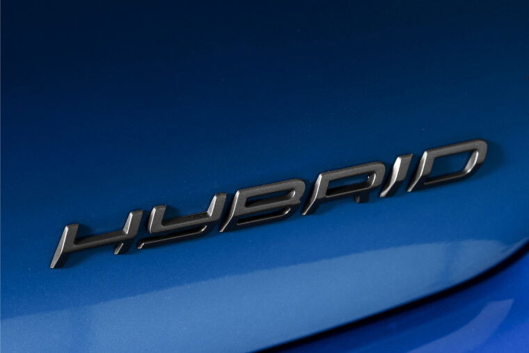 Peugeot - 208