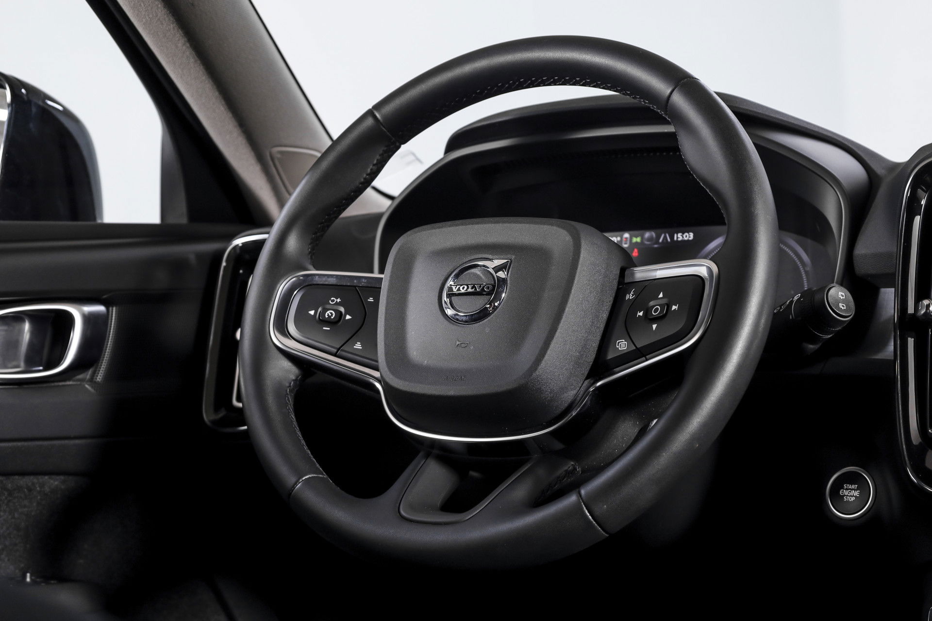 Volvo - XC40
