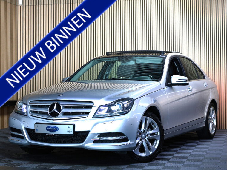 Mercedes-Benz 180 Edition Avantgarde AUTOMAAT PANO NAVI CLIMA STOELVW PDC BT "12