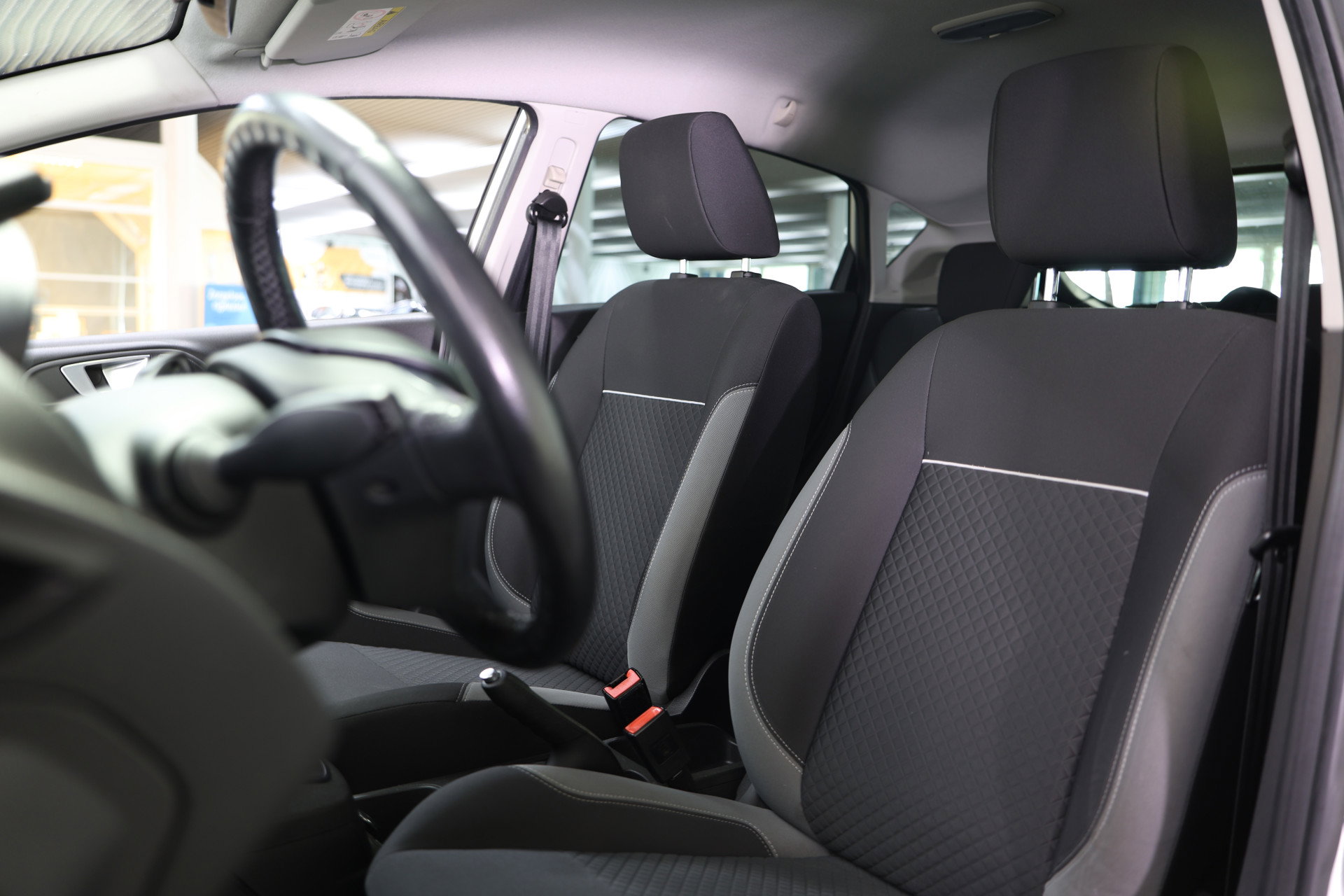 Ford 1.0 EcoB 60.000 km ! Titanium AIRCO BT STOELVERWARMING '15 - foto 3