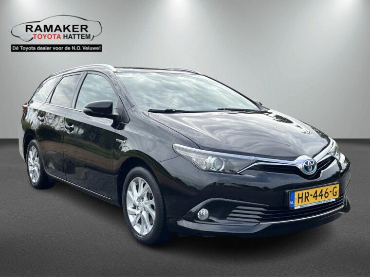 Toyota Auris Touring Sports