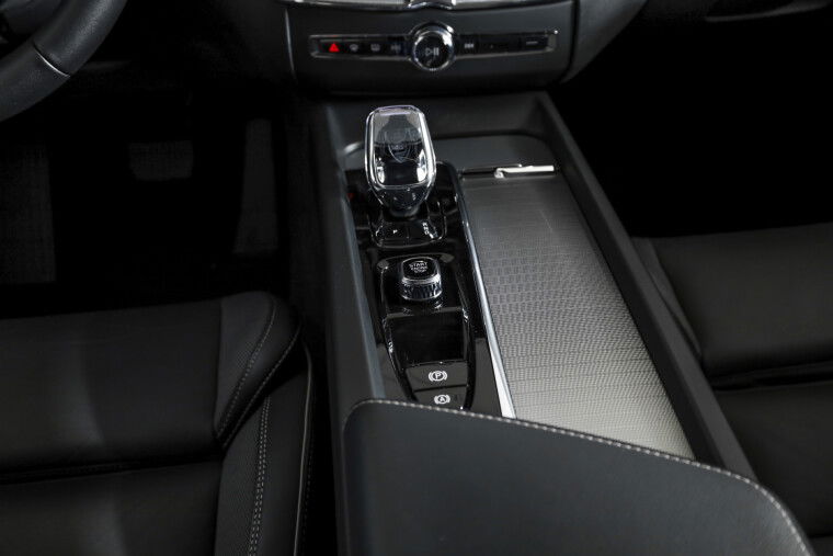 Volvo - XC60