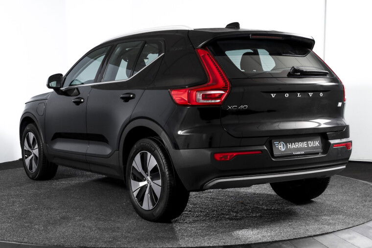 Volvo - XC40