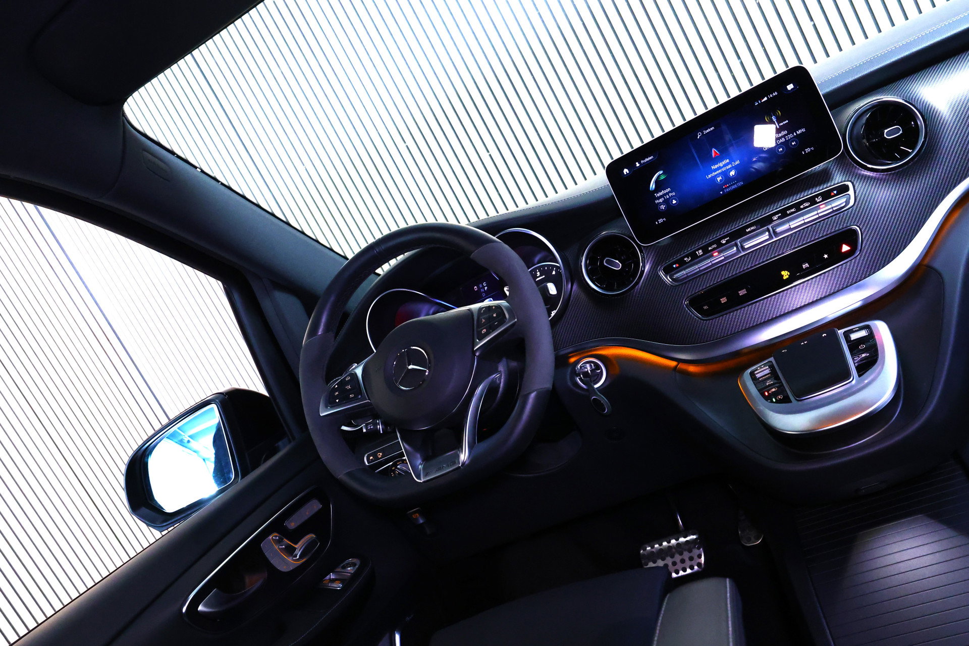 Mercedes-Benz 300d L2 Exclusive AMG Line AVM MEMORY BURMEISTER NAVI CLIMA 360CAM "24 - foto 26