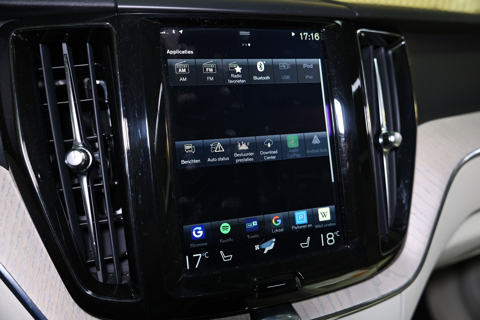 Volvo 2.0 T5 AWD Inscription AVM CARPLAY 360CAM MEMORY CRUISE KEYLESS START" 17 - foto 20