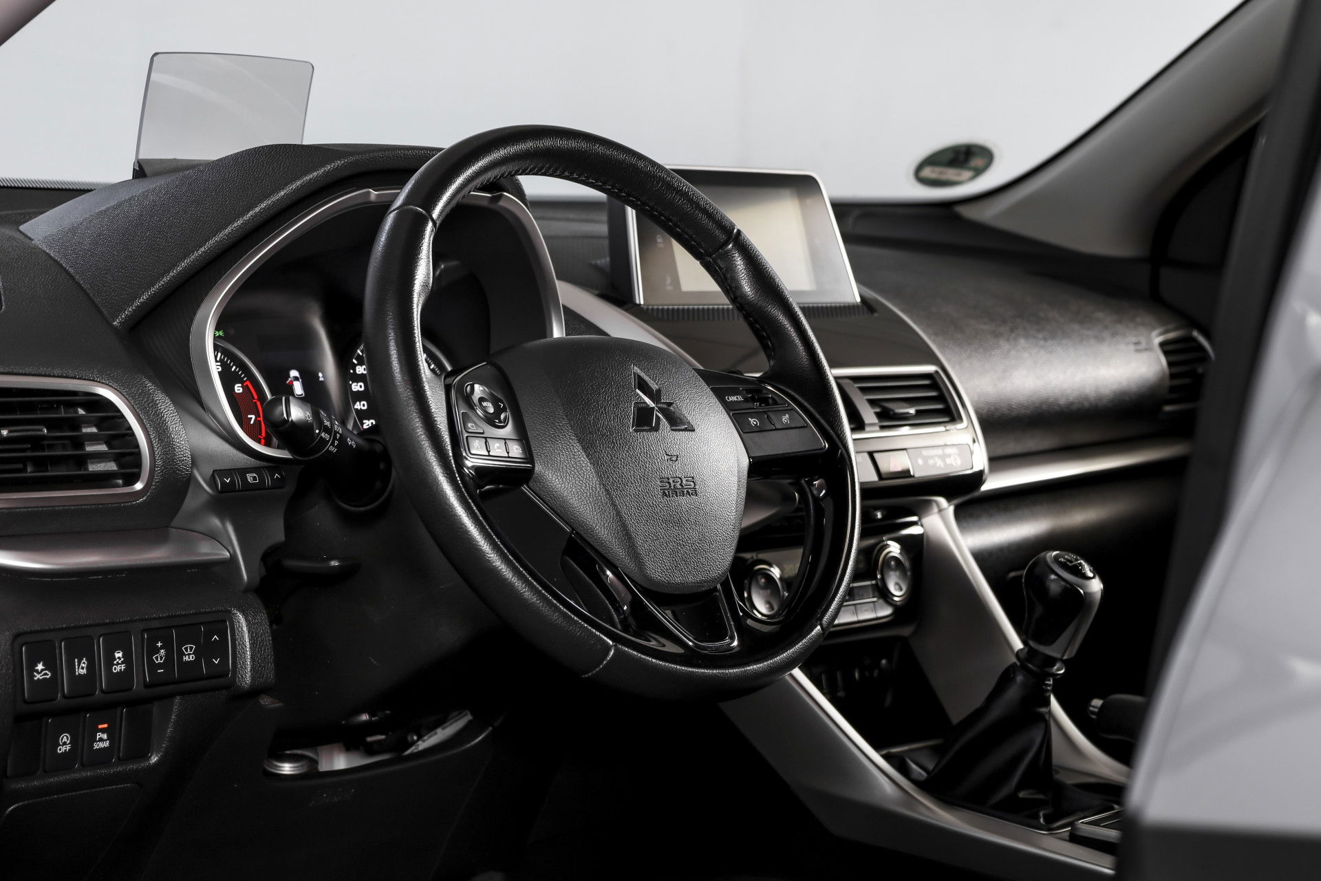 Mitsubishi - Eclipse Cross
