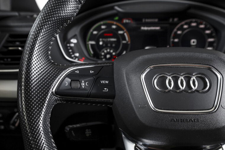 Audi - Q5