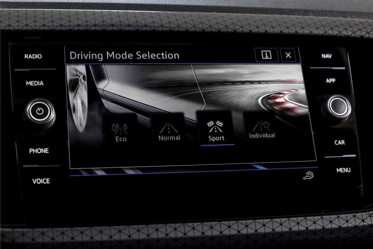 Volkswagen - T-Cross