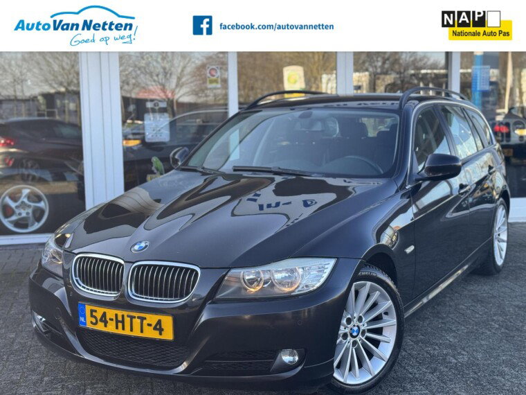 Foto van BMW 3 Serie Touring 325i 218pk Automaat, High Executive, Dvd groot Navi, CLima,Cruise,