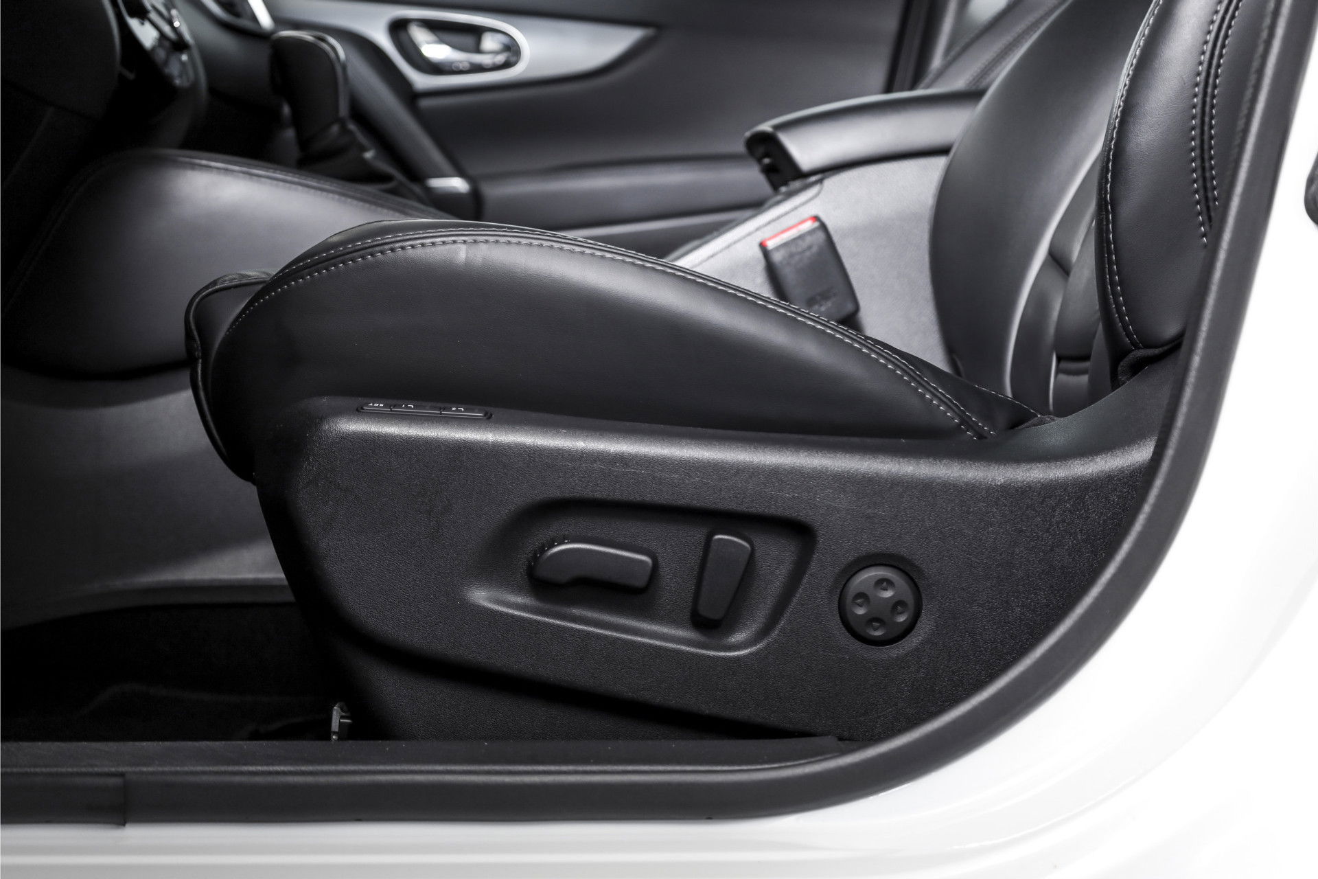 Nissan - QASHQAI