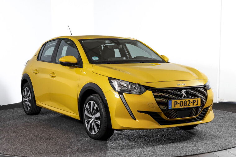 Peugeot - e-208