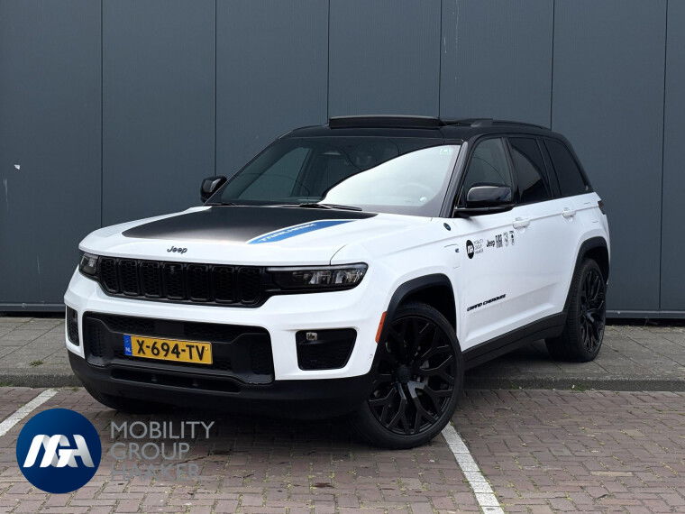 Foto van Jeep Grand Cherokee Trailhawk 4xe Plug-in Hybrid | 22" BRUTE velgen |