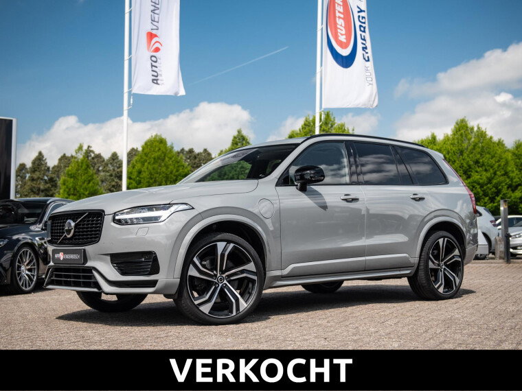 Volvo XC90 2.0 T8 Plug-In Hybrid AWD Ultra Dark