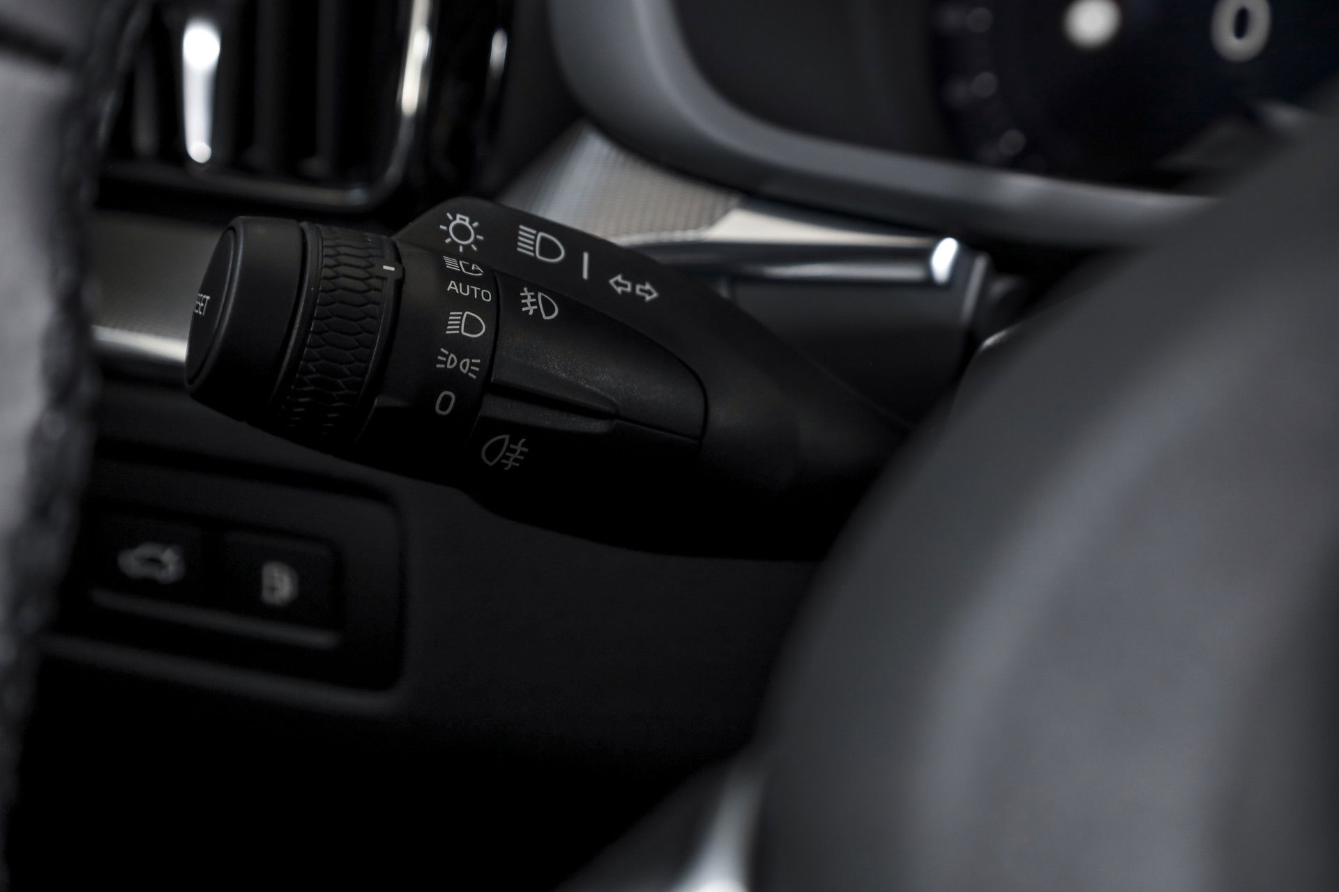 Volvo - XC60