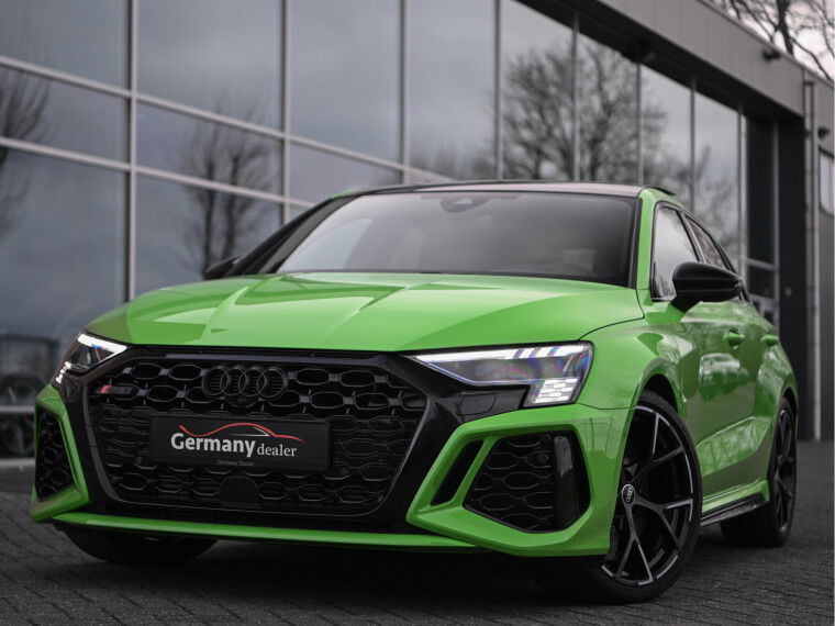 Audi RS3 2.5TFSI Quattro Black optic