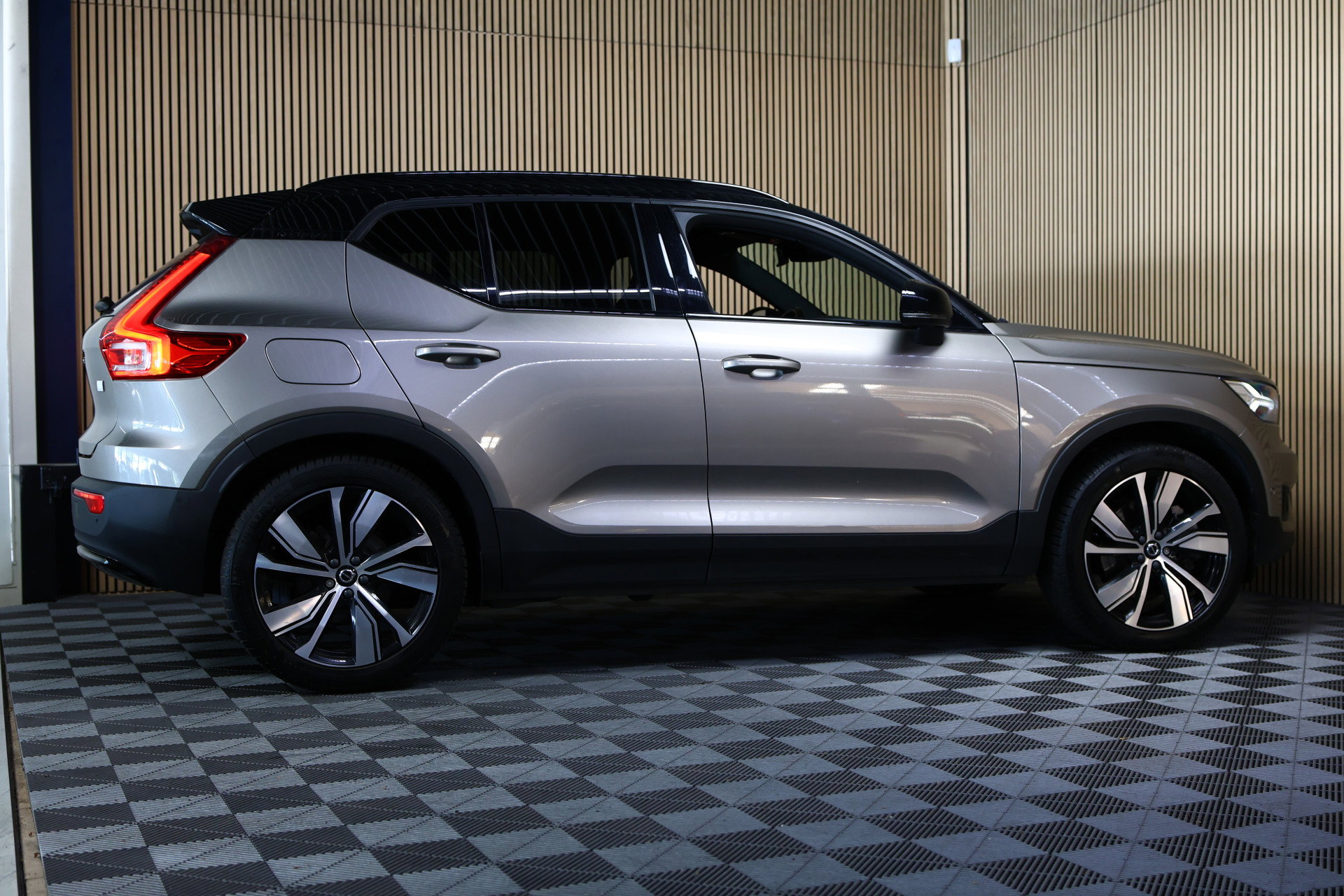 Volvo 1.5 T5 Recharge R-Design AVM H&K CARPLAY MEMORY NAVI CLIMA ACC CAMERA STOELVW '22 - foto 9