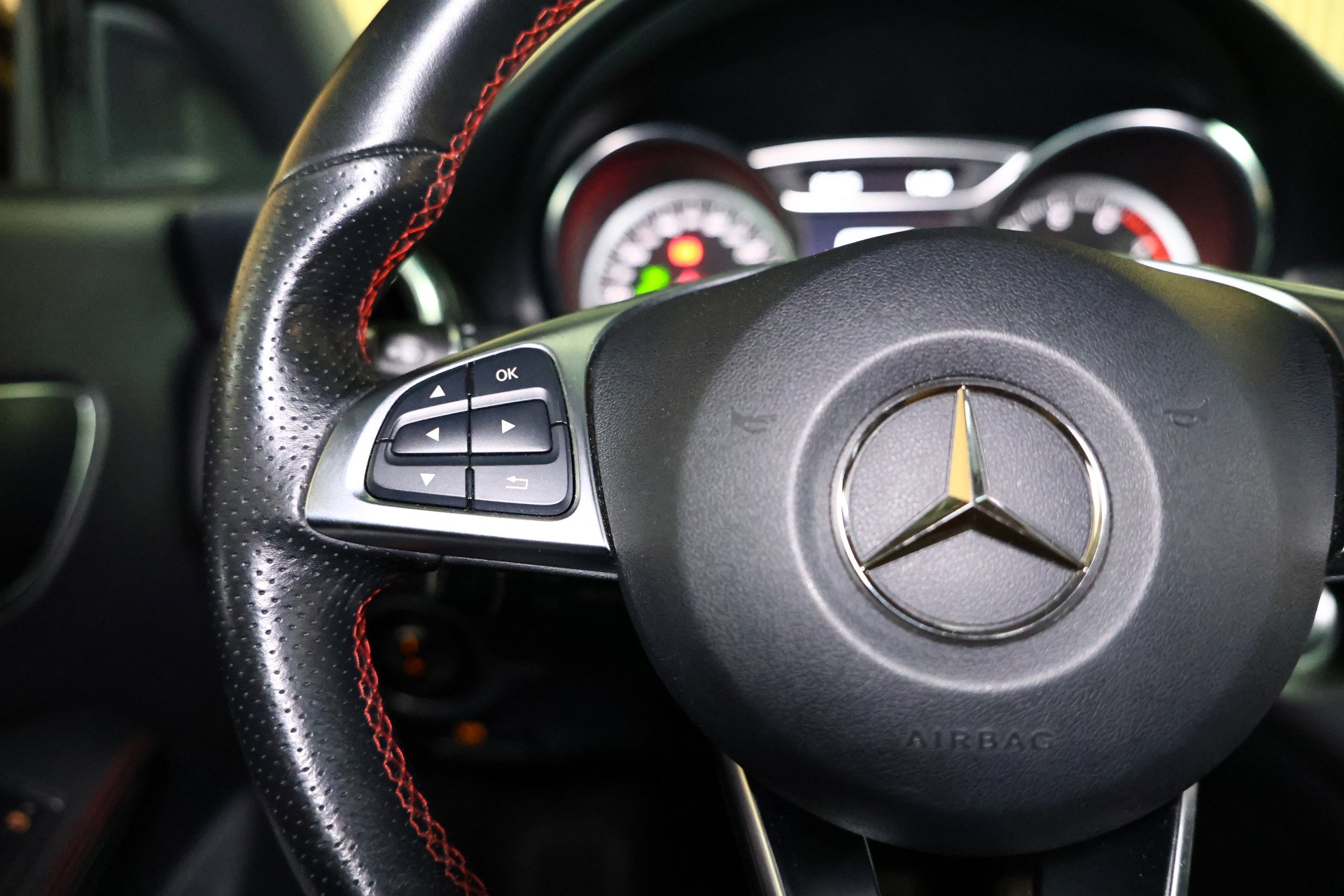 Mercedes-Benz 180 AMG Shooting Brake AUTOM AVM CAMERA PDC BT '19 - foto 13