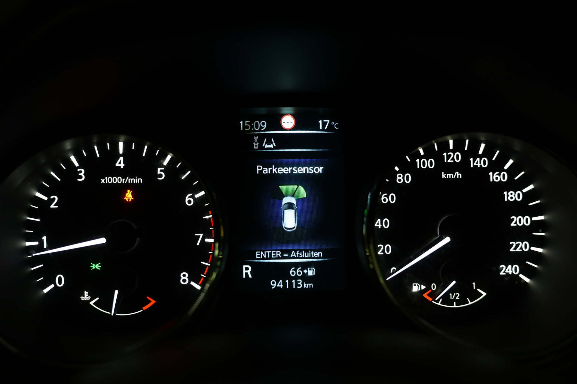 Nissan 1.2 Connect Edition AUTOM NAVI CRUISE CLIMA CAMERA PDC STOELVW '15 - foto 21