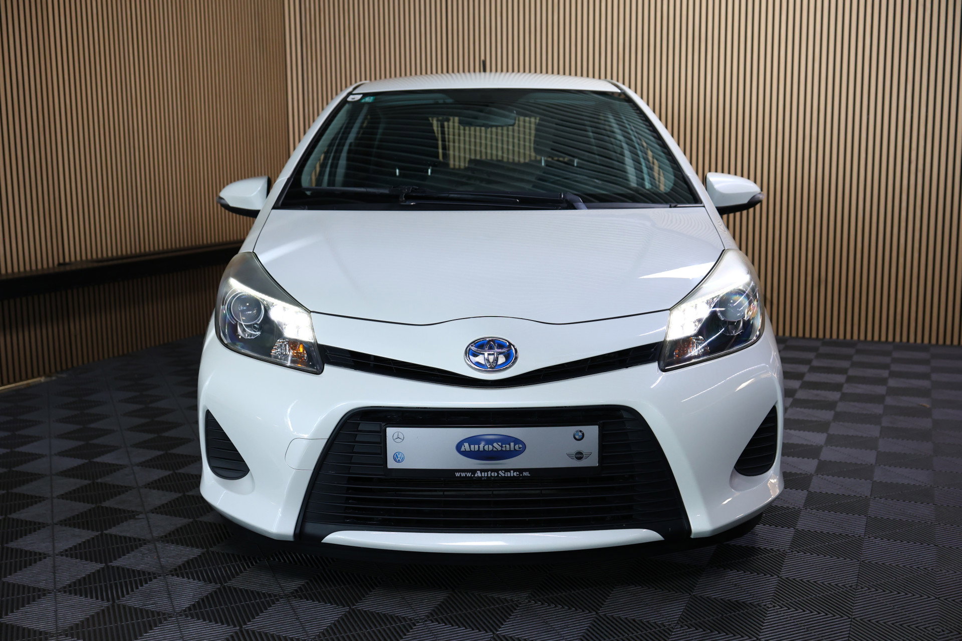 Toyota 1.5 Full Hybrid Comfort CLIMA RADIO AUTOMAAT "14 - foto 8
