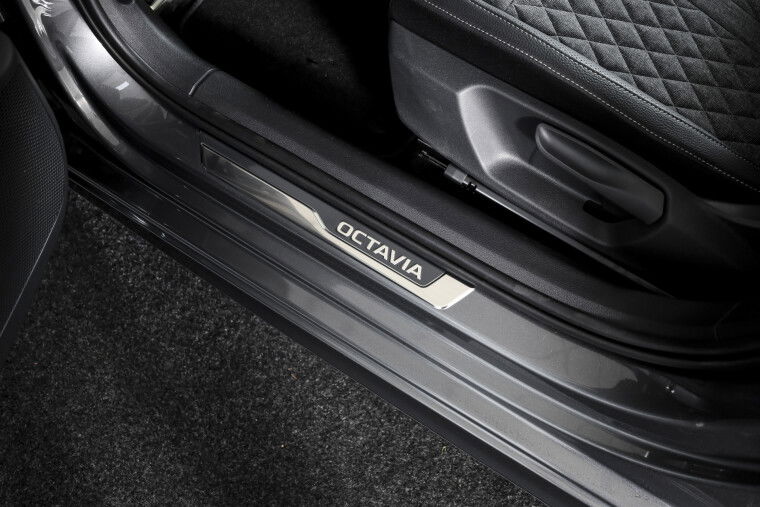 Škoda - Octavia